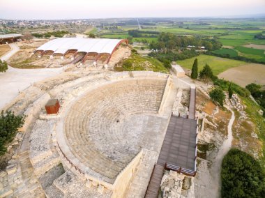 Kourion antik tiyatro, havadan görünümü