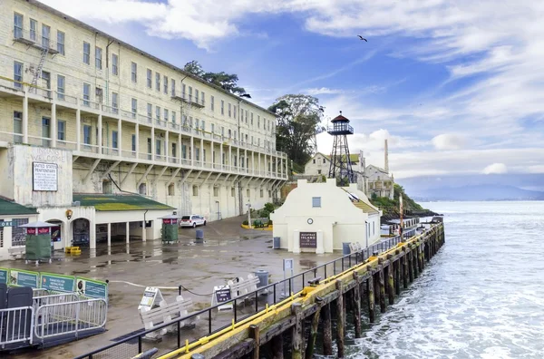 Alcatraz island pier, san francisco, kalifornien — Stockfoto