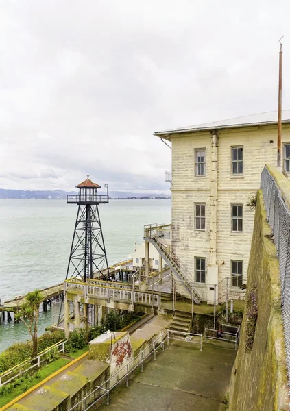 Alcatraz bewaken toren, san francisco, Californië — Stockfoto