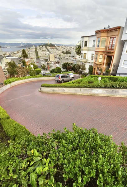 Lombard street, san francisco, Kalifornia — Zdjęcie stockowe