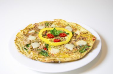 Ispanak biber ve karabiber omlet