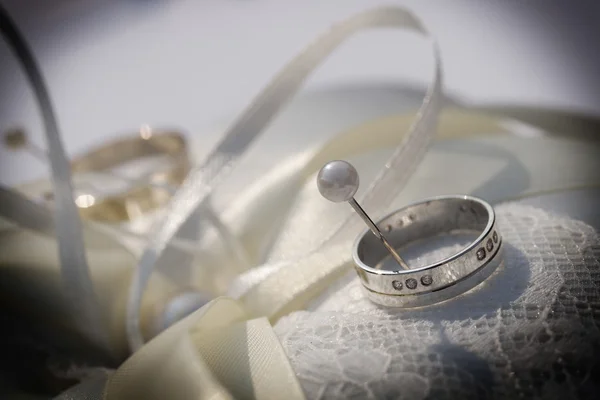 Anillos de boda —  Fotos de Stock