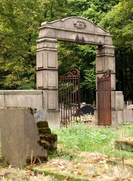 Gräber und jüdische Gräber. — Stockfoto