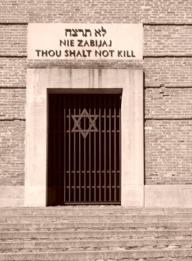 Buradan sonsuzluğa Radegast istasyonu.