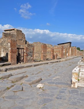 Della fortuna sokakta yolu ile antik Pompei