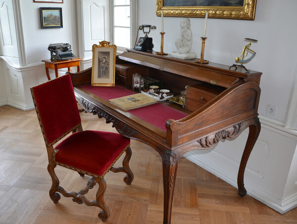 CESKY STERNBERK - 24 мая: Cesky Sternberk castle. Май 24, 2014
