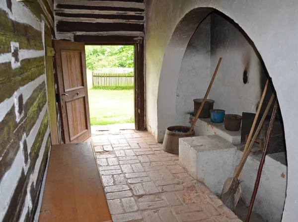 KOURIM - 24 DE MAYO: Interior de la casa de pueblo del siglo XVII — Foto de Stock