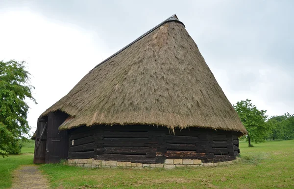 Kourim - 24 maja: Tradycyjne stodoła z XVII wieku — Zdjęcie stockowe