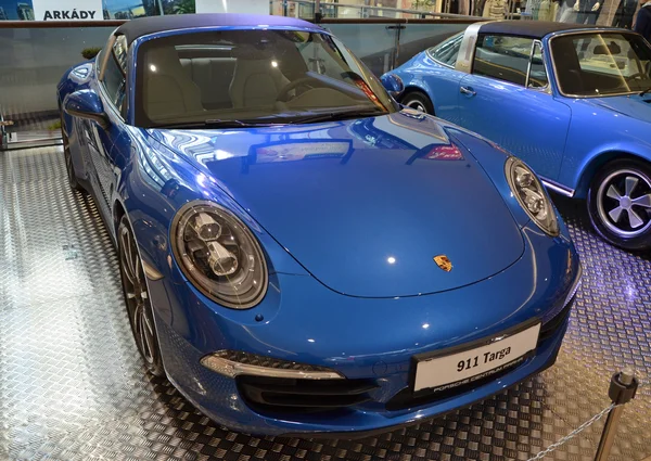 PRAGUE - APRIL 14: Porsche 911 Targa — Stock Photo, Image