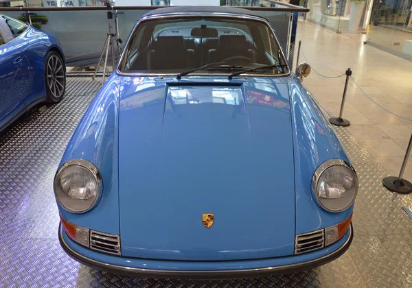 PRAGA - 14 APRILE: Porsche 911 Targa serie F (1973 ) Fotografia Stock