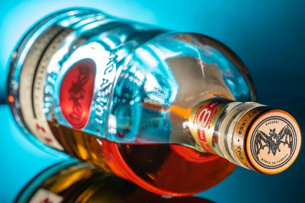 Bacardi Reserva 8 Year Rum.Selective Велика Британія, Бедфорд, 7 листопада 2020. — стокове фото