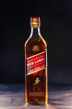 Johnnie Walker bir viski markasıdır. Red Label, 30 Ocak 2021 'de İngiltere' nin başkenti İngiltere 'de 1945' ten beri dünyada en çok satan viskidir.