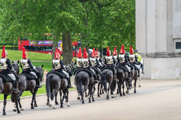 The Blues and Royals, Royal Horse Guards and 1st Dragoons, es un regimiento de caballería del Ejército Británico, parte de la Caballería de la Casa. — Foto de Stock