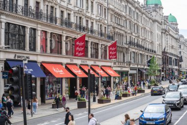 Hamley, İngiliz çok uluslu oyuncak perakendecisi. Sahibi de Reliance Retail firması. İngiltere, Londra, 29 Mayıs 2021