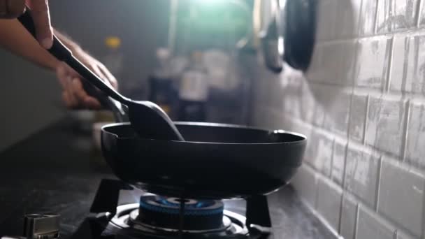 Essen Das Heißem Wasser Kocht Nudeln Und Fleisch Kochen Bevor — Stockvideo