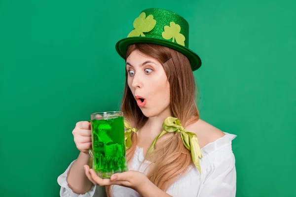 Woman Festive Saint Patrick Day Costume Hat Decorated Shamrock Holding — Stock Photo, Image