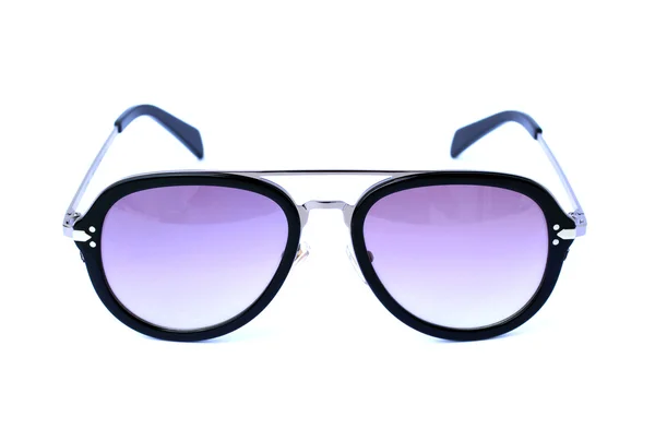 Bild der Sonnenbrille auf weißem Hintergrund. — Stockfoto