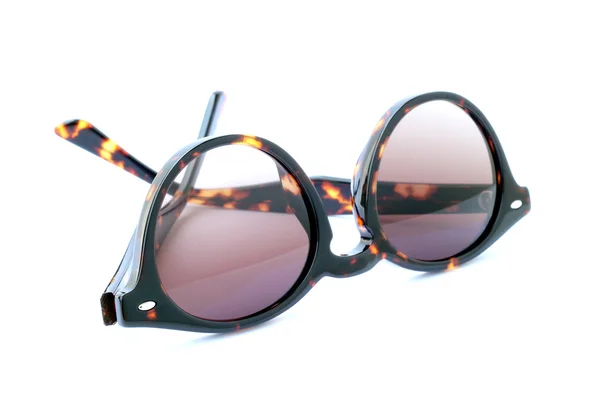 Imagen de gafas de sol sobre fondo blanco . —  Fotos de Stock