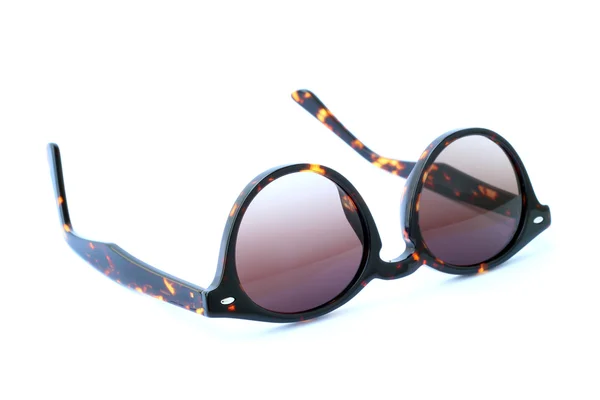 Immagine di occhiali da sole su sfondo bianco . — Foto Stock