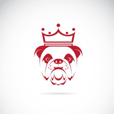 Beyaz arka planda taç takan Bulldog kafasının vektör görüntüsü