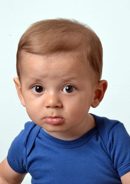 Schattige kleine jongen. — Stockfoto