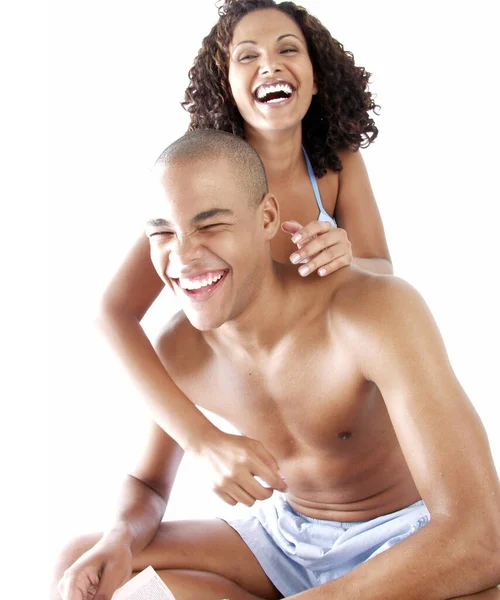 Jovens Felizes Afro Casal Latino Americano Compartilhando Cama — Fotografia de Stock