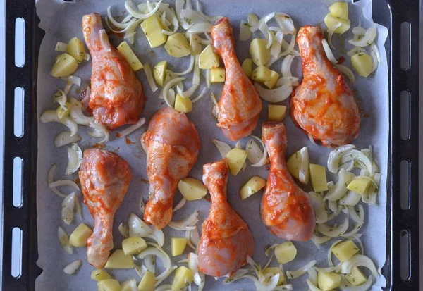 Raw Chicken Thighs Ready Baked — Stock Photo, Image