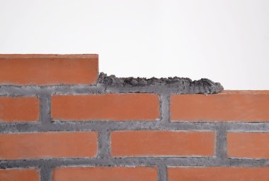 bir duvar inşa