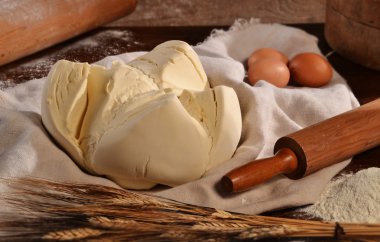Taze hamur ve malzemeler