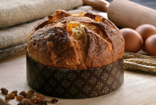 Panettone ekmek ve malzemeler — Stok fotoğraf