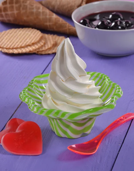 Vaniglia tazza del gelato — Foto Stock