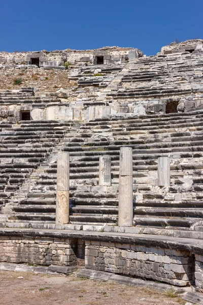 Sitze im Amphitheater in Milet — Stockfoto