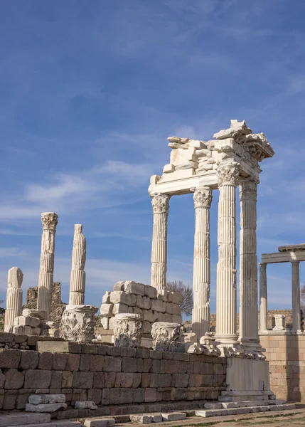 Antico tempio di Traiano — Foto Stock