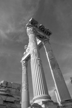 Tapınak Trajan sütunu