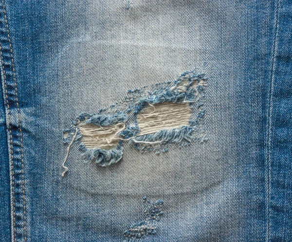 Modré džíny roztrhl — Stock fotografie