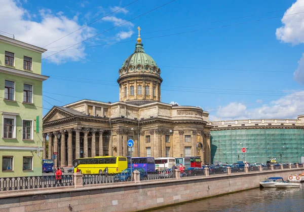 Kazan Cattedrale vista fron channal — Foto Stock