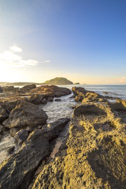 Doğa güneş ışığı ile kaya dokusu