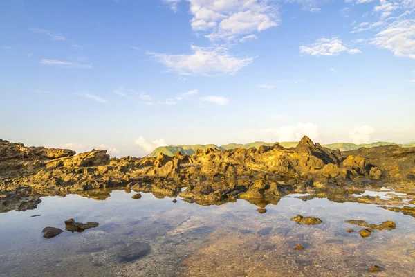 Doğa Güneş Işığı Ile Kaya Dokusu — Stok fotoğraf