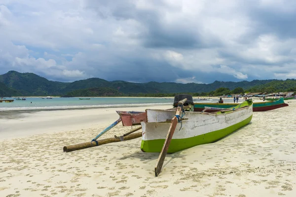 Traditional wooden fisherman boat — Stock Photo, Image