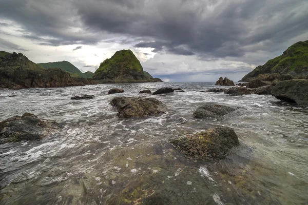 Dalga Lombok, Endonezya, plaj