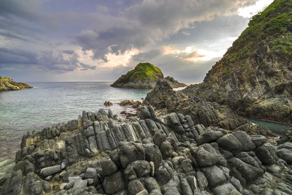 Pedra natural em Lombok Beach, Indonésia — Fotografia de Stock