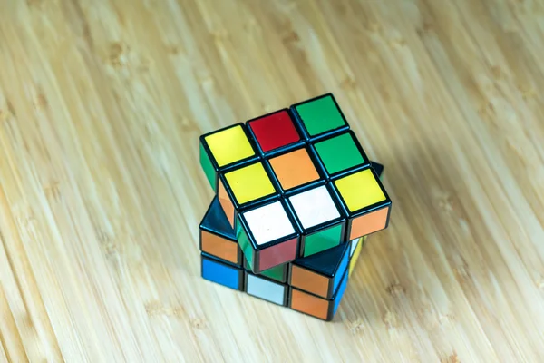 Selangor Malezya Haziran 2016 Rubik Beyaz Arka Plan Üzerine 3X3X3 — Stok fotoğraf