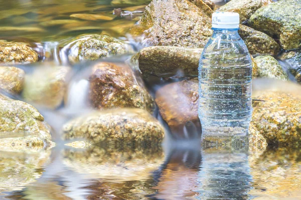 Plastikflasche — Stockfoto