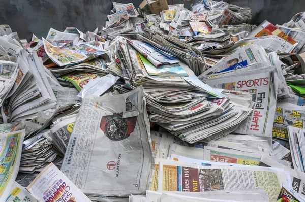 Noviny k recyklaci — Stock fotografie