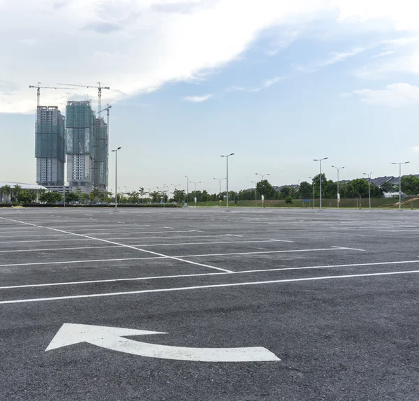 Empty parking lot — Stock Photo, Image