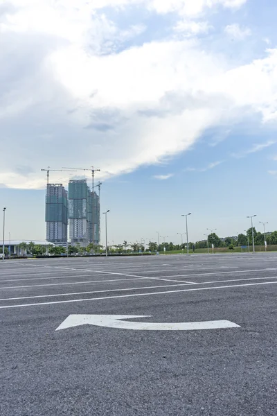 Empty parking lot — Stock Photo, Image