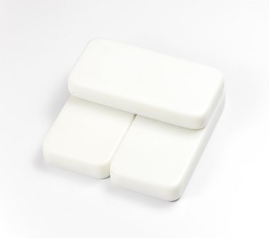 Beyaz dikdörtgen küp