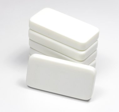 Beyaz dikdörtgen küp