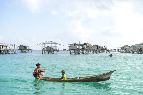 Bajau kids — Stock Photo, Image