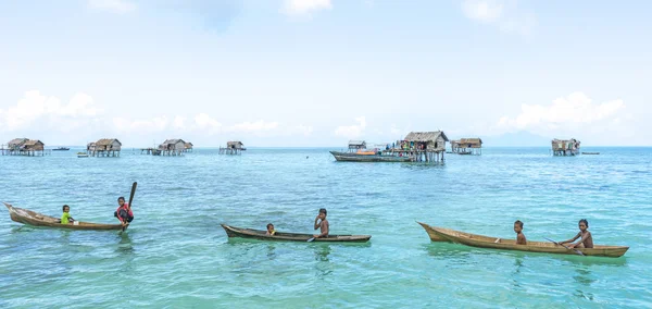 Bajau kids — Stock Photo, Image